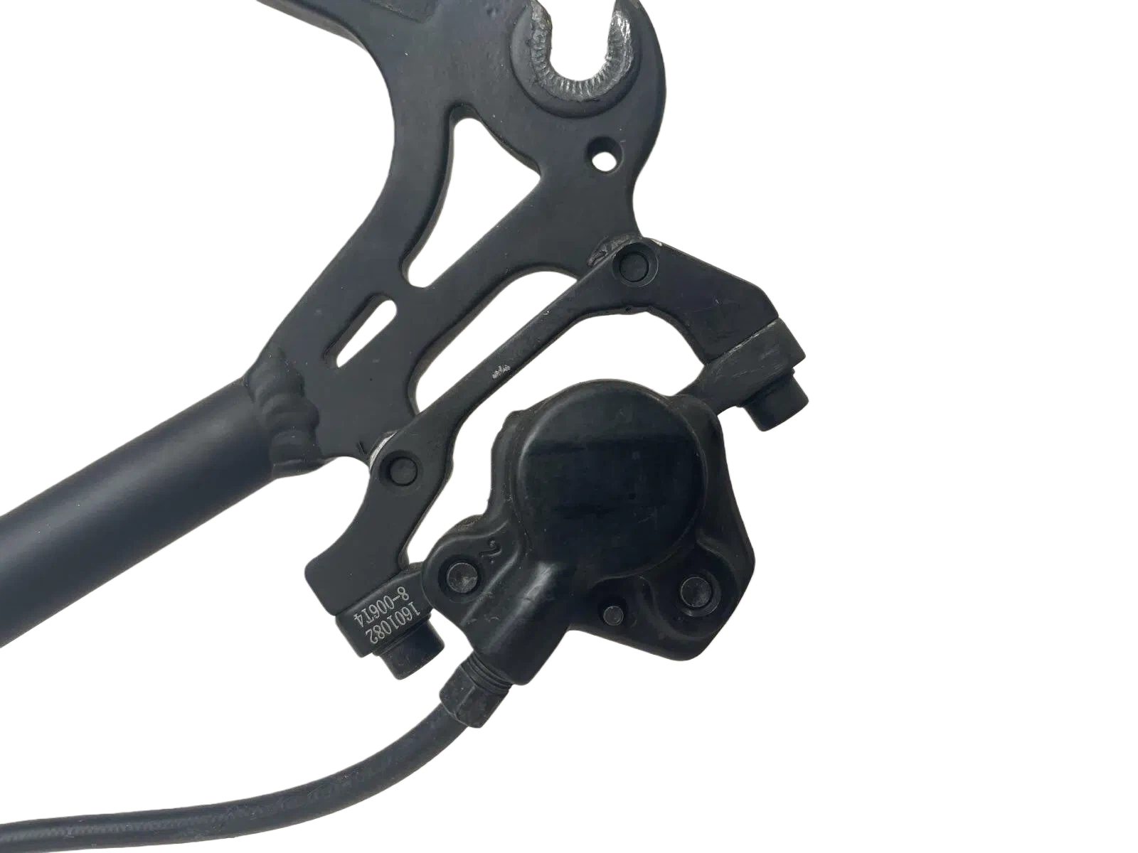 Lossa bromsoksskruvarna