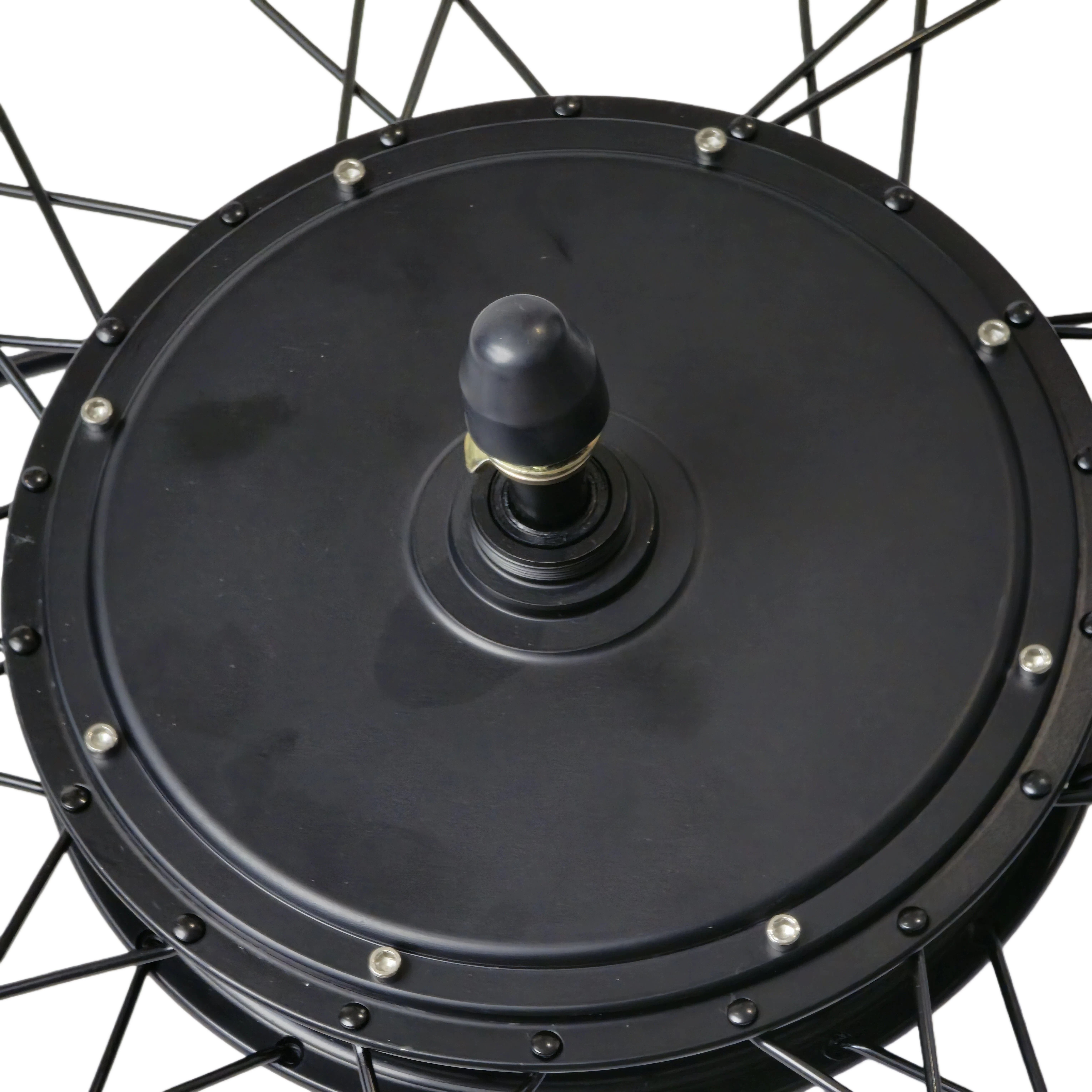 Remove the axle cover